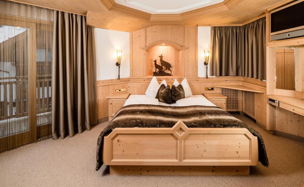 Apartments Villa Gardena - Gardenahotels Сельва-ди-Валь-Гардена Экстерьер фото