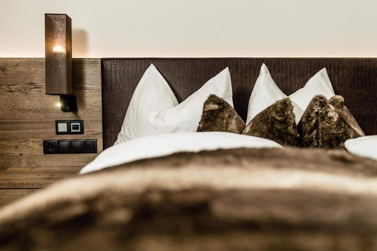 Apartments Villa Gardena - Gardenahotels Сельва-ди-Валь-Гардена Экстерьер фото
