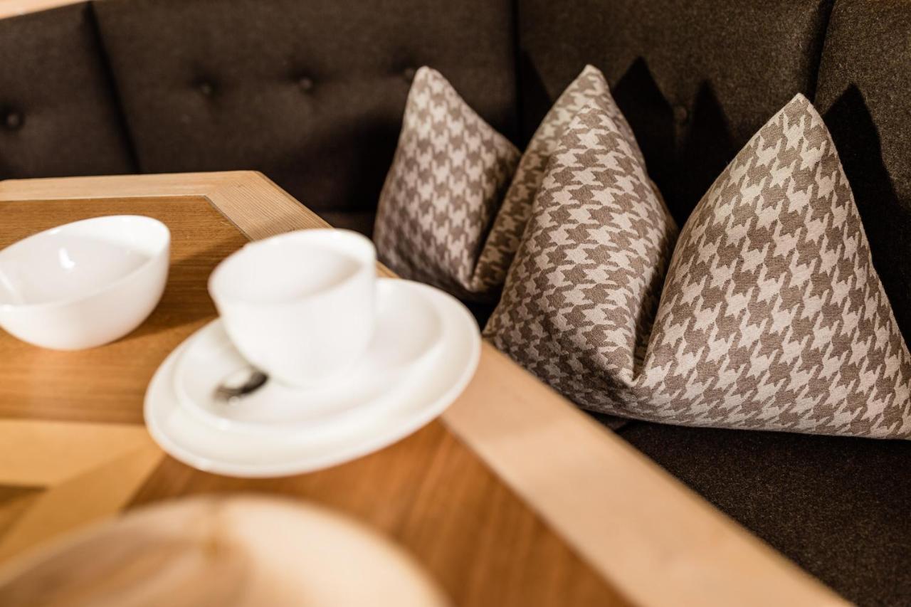 Apartments Villa Gardena - Gardenahotels Сельва-ди-Валь-Гардена Экстерьер фото